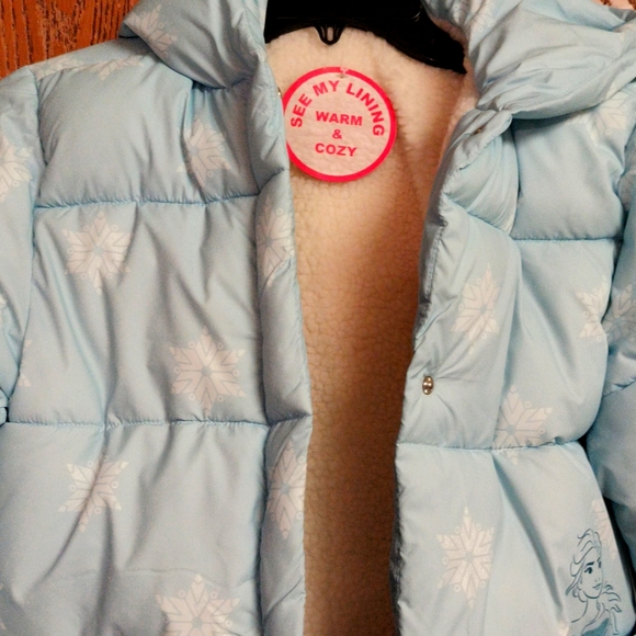 Disney Frozen Coat 🧥 - Picture 4 of 9